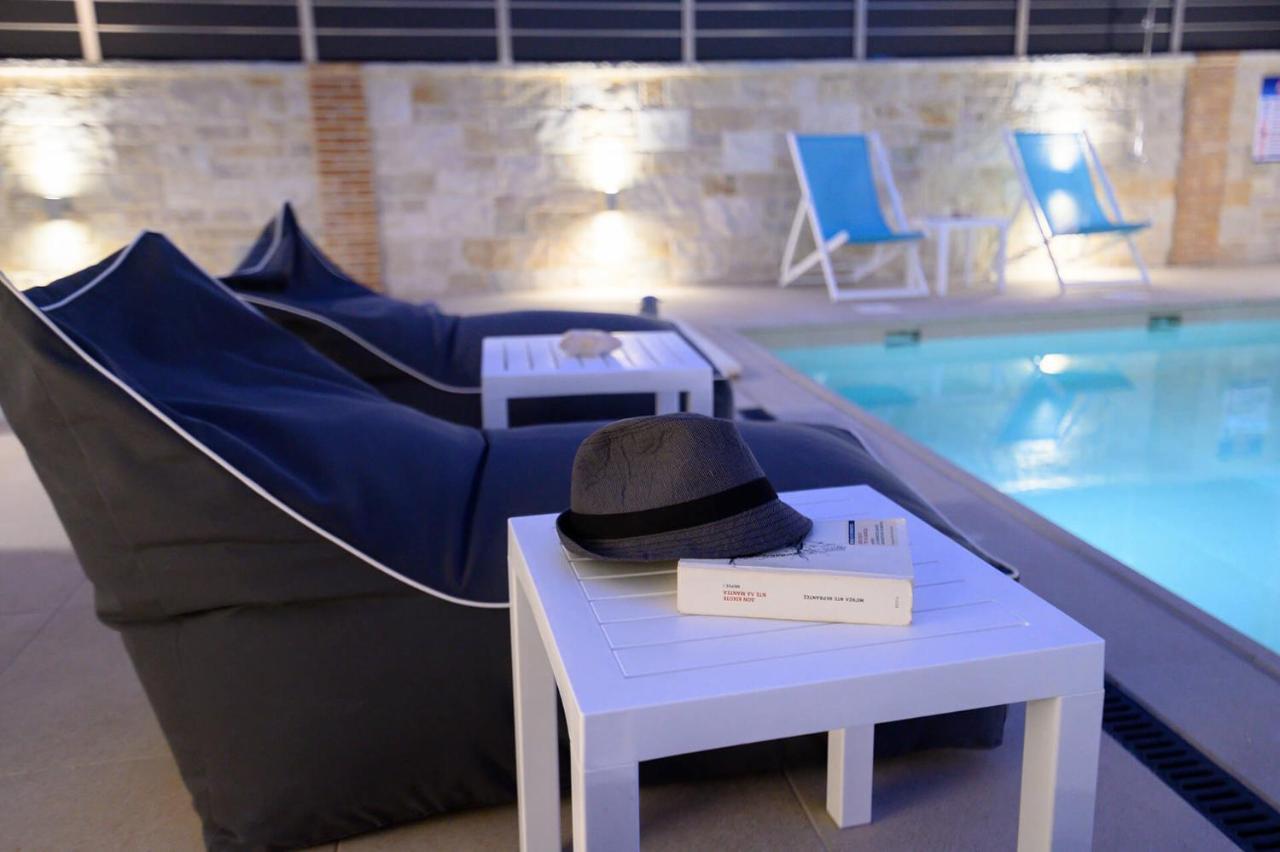 Momento Luxury Apartments Walking Distance From The Beach Nikiana Ngoại thất bức ảnh
