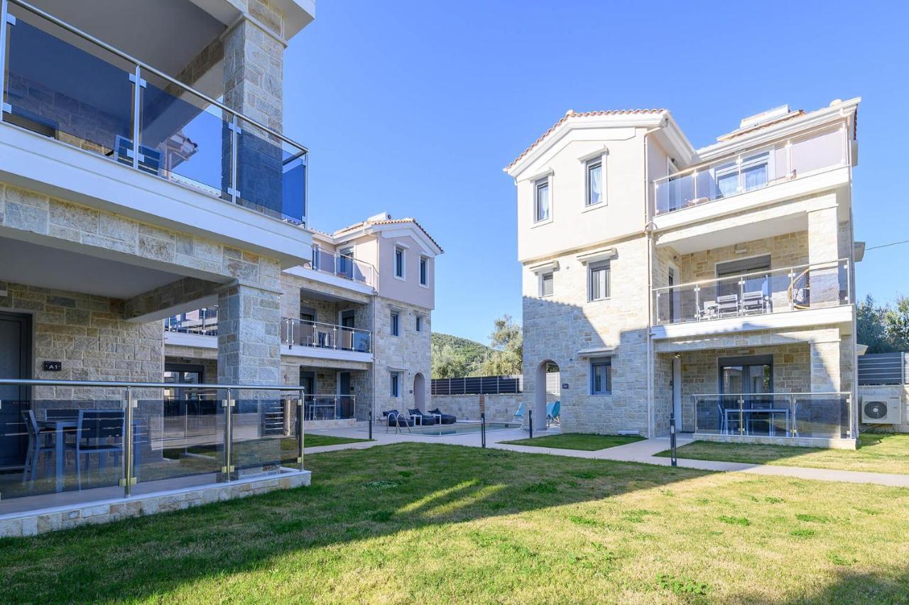 Momento Luxury Apartments Walking Distance From The Beach Nikiana Ngoại thất bức ảnh