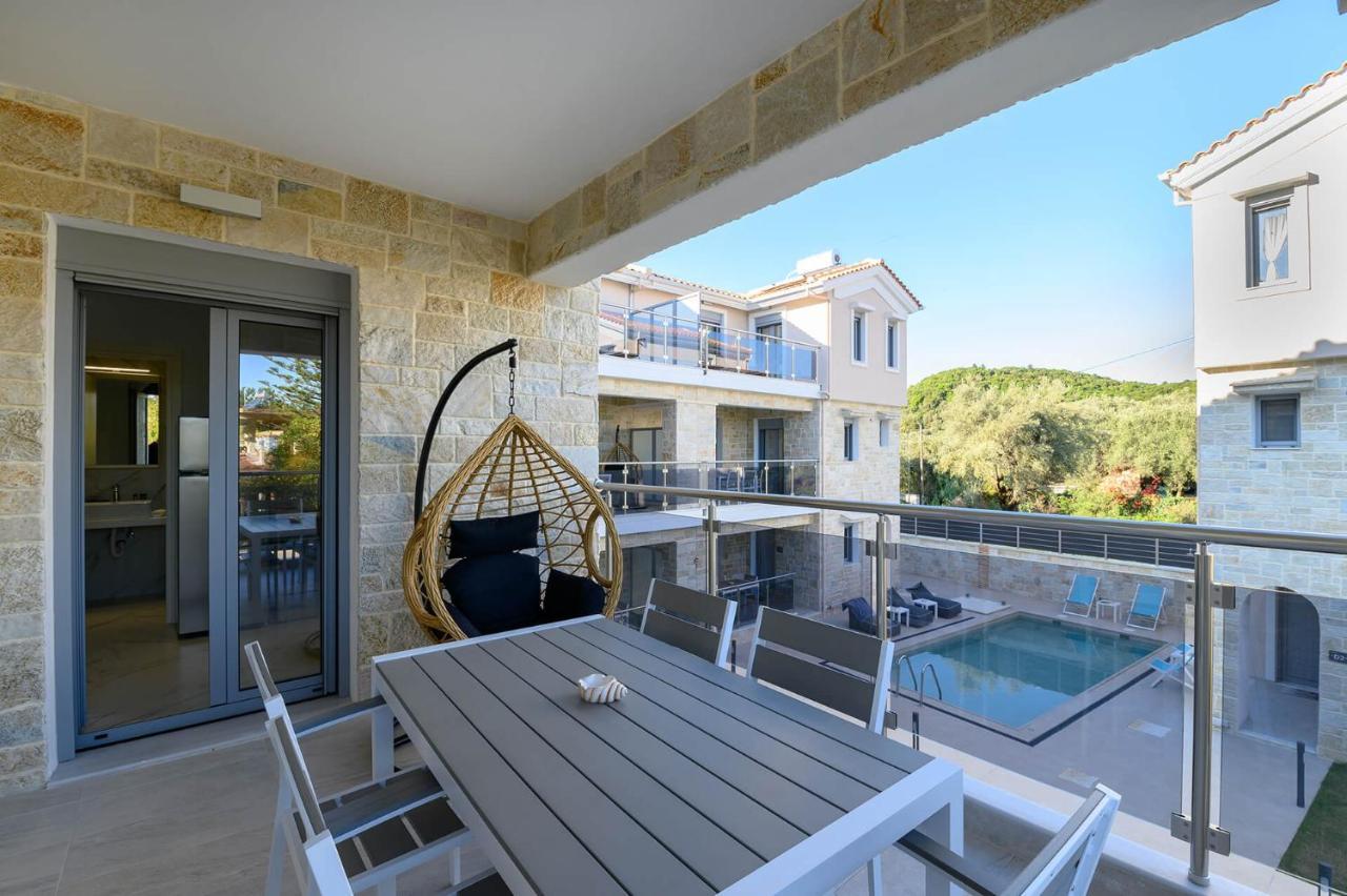 Momento Luxury Apartments Walking Distance From The Beach Nikiana Ngoại thất bức ảnh