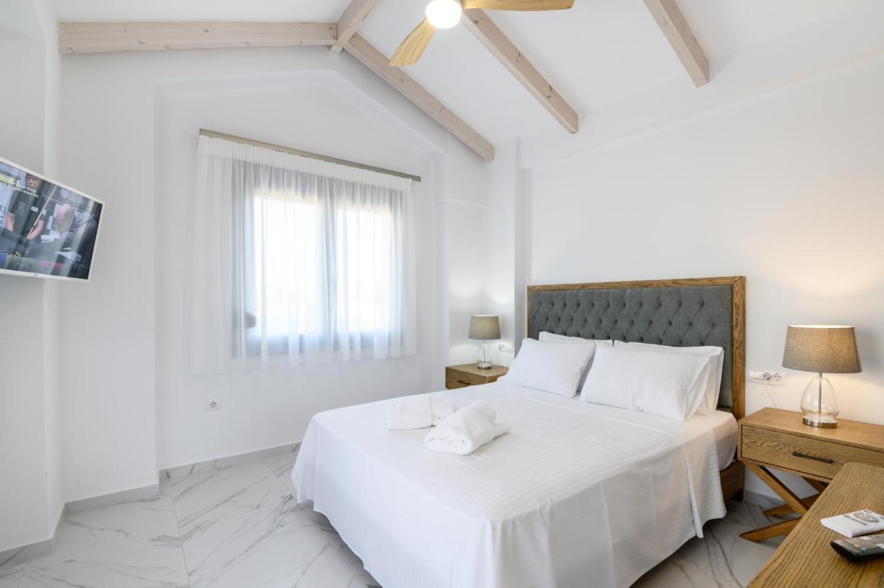 Momento Luxury Apartments Walking Distance From The Beach Nikiana Ngoại thất bức ảnh