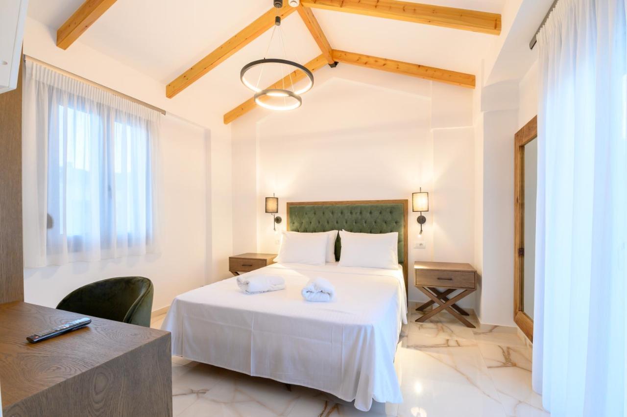 Momento Luxury Apartments Walking Distance From The Beach Nikiana Ngoại thất bức ảnh