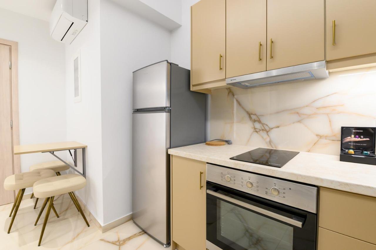 Momento Luxury Apartments Walking Distance From The Beach Nikiana Ngoại thất bức ảnh